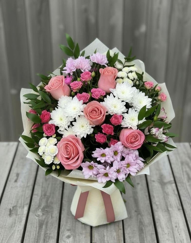 Букет цветов из: Альстромерии, Гвоздики, Розы и Хризантемы в Кунашак