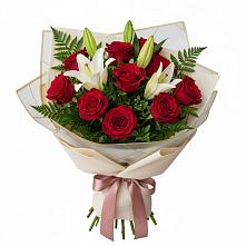 Букет цветов из:  Лилии и Розы в Кунашак
