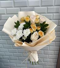 Букет цветов из:  Розы и Хризантемы в Кунашак