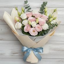 Букет цветов из:  Лизиантусы в Кунашак