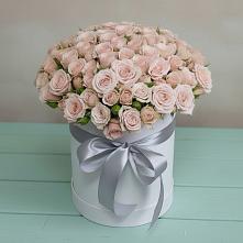 Цветочная композиция из Розы в шляпной коробке в Кунашак