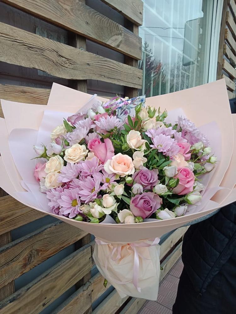 Букет цветов из: Розы и Хризантемы в Кунашак