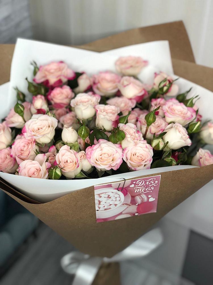 Букет цветов из: Розы в Кунашак