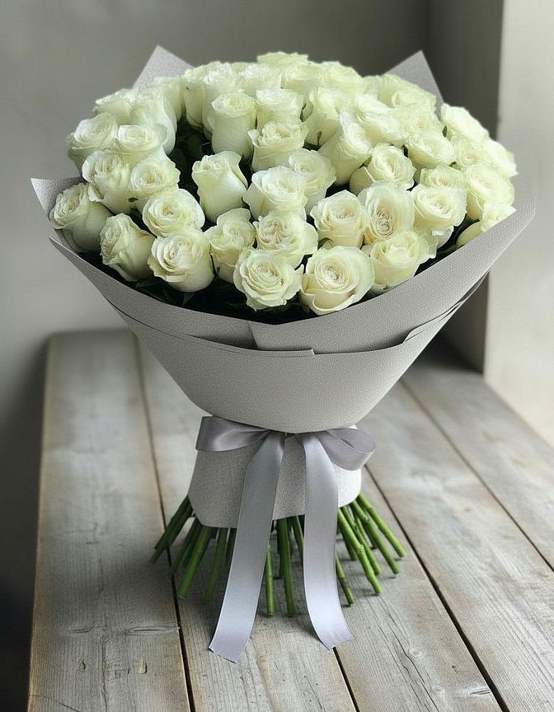 Букет 35 Белых роз в Кунашак