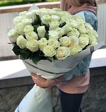 Букет 35 Белых роз в Кунашак