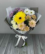 Букет цветов из:  Розы, Герберы и Хризантемы в Кунашак