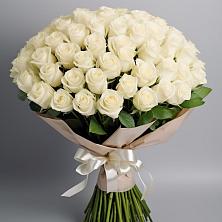 Букет 101 беля роза Белоснежка в Кунашак