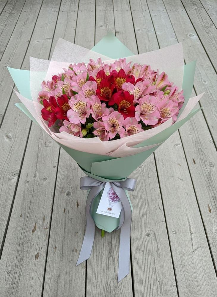 Букет цветов из: Альстромерии в Кунашак