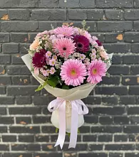 Букет цветов из:  Герберы и Хризантемы в Кунашак