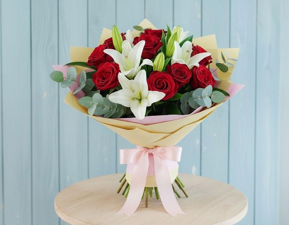 Букет цветов из: Лилии и Розы в Кунашак